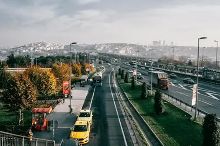 Slovenská automobilová doprava: Výhody nákupu dálniční známka online